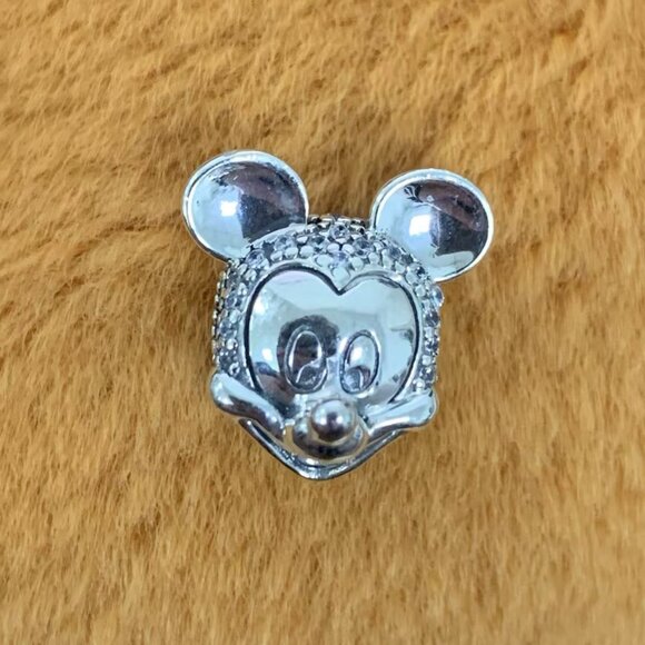 Pandora Dis ney Mickey Mouse Pavé Clip Charm, S925 silver